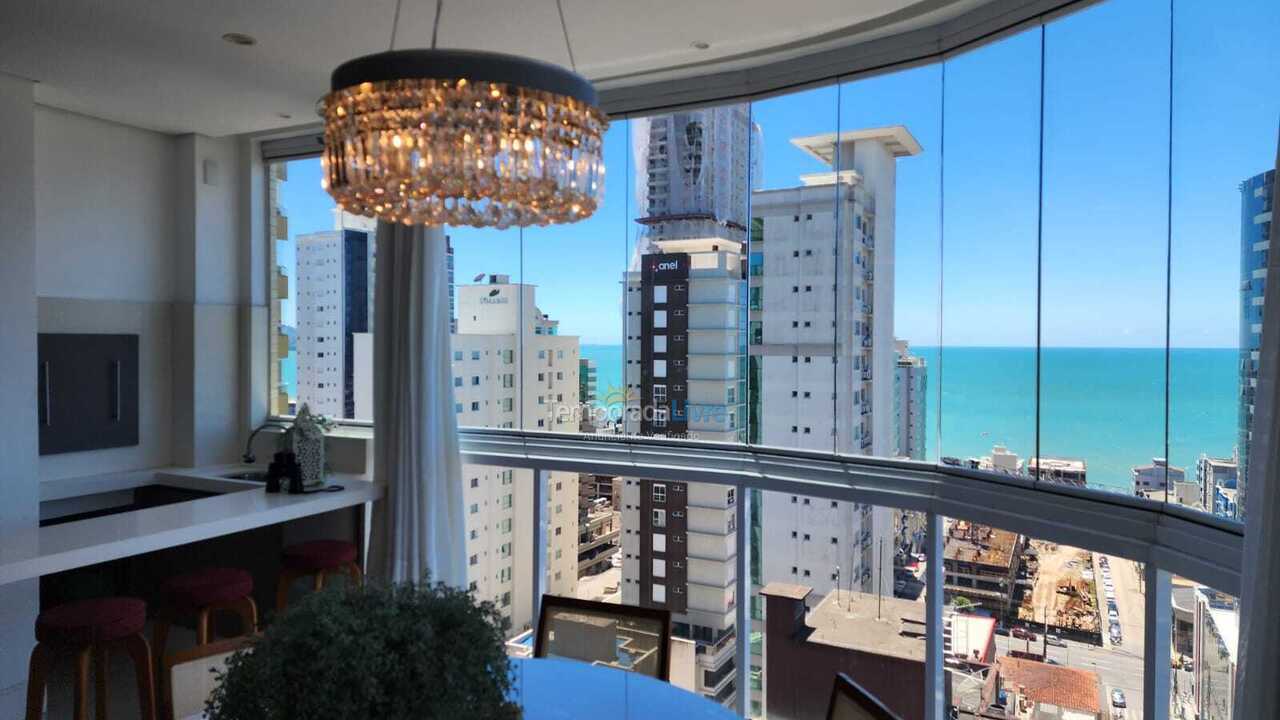 Apartamento para aluguel de temporada em Itapema (Meia Praia)