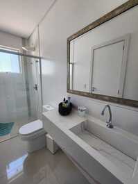 Apto lindo com 4 suítes no coração da MP