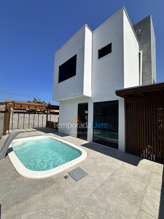Casa para aluguel de temporada em Garopaba (Palhocinha)