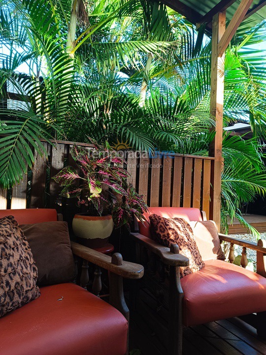 Apartamento para aluguel de temporada em Bombinhas (Canto Grande)