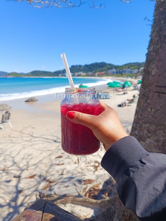 Apartamento para aluguel de temporada em Bombinhas (Canto Grande)