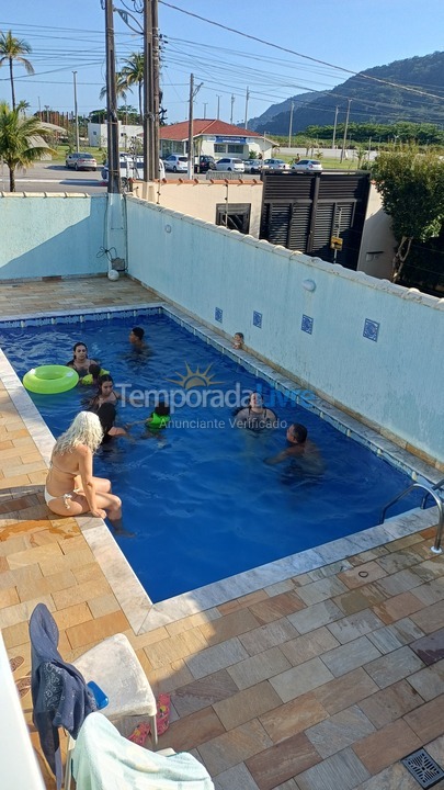 Casa para alquiler de vacaciones em Peruíbe (Parque Turistico)