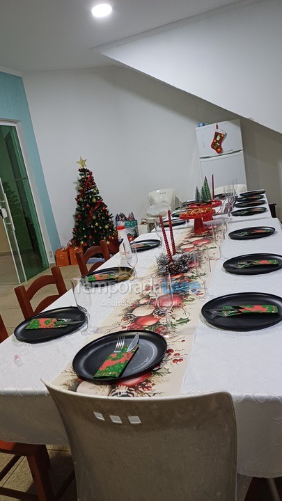 Casa para alquiler de vacaciones em Peruíbe (Parque Turistico)