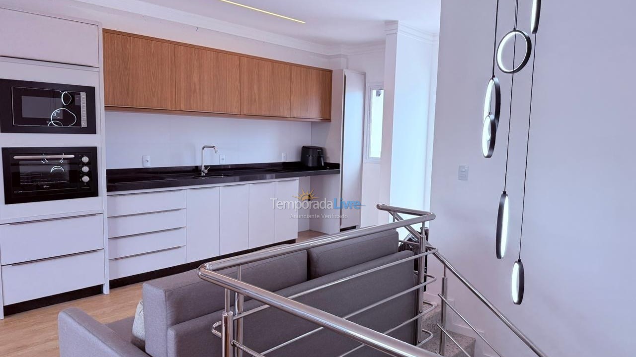 Apartamento para aluguel de temporada em Bombinhas (Praia de Bombas)