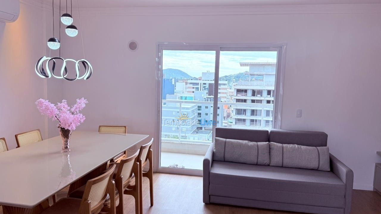 Apartamento para aluguel de temporada em Bombinhas (Praia de Bombas)