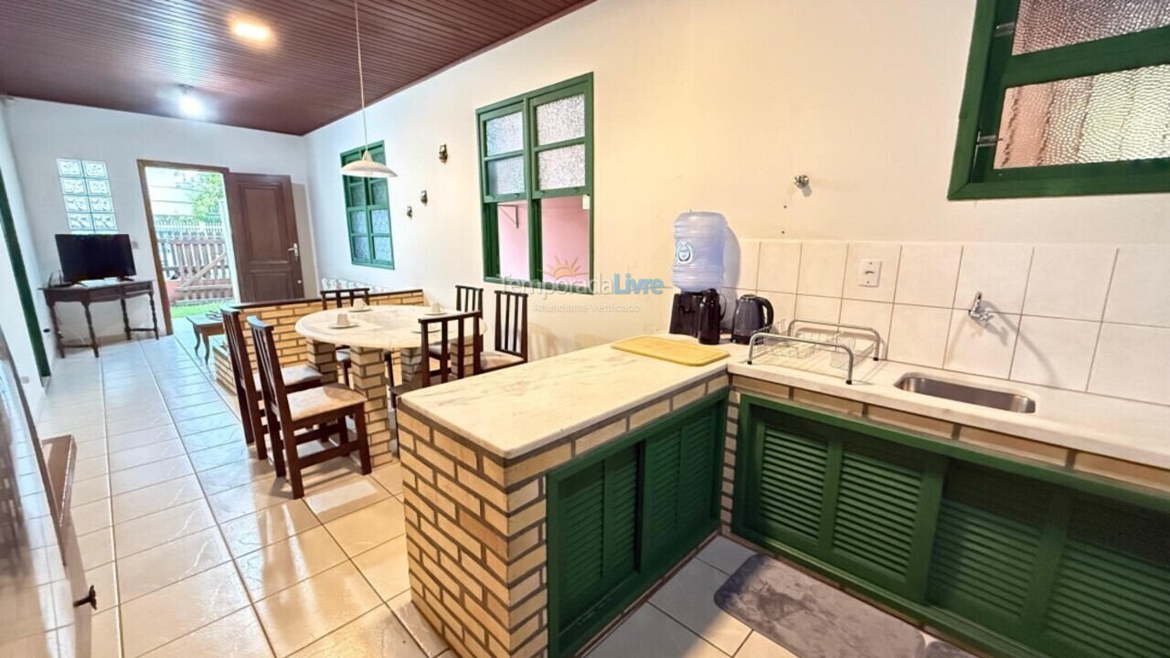 House for vacation rental in Bombinhas (Mariscal)