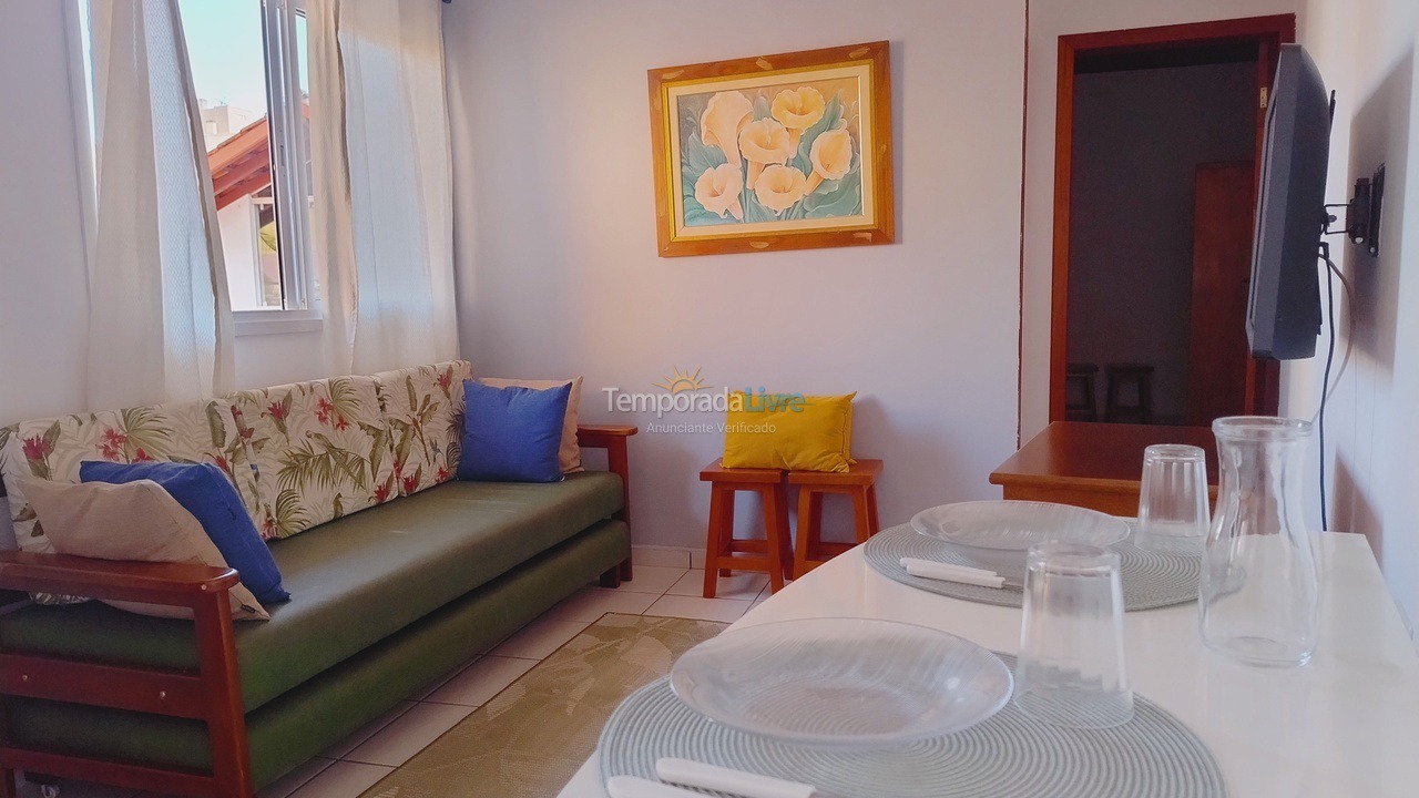 Casa para aluguel de temporada em Ubatuba (Itaguá)