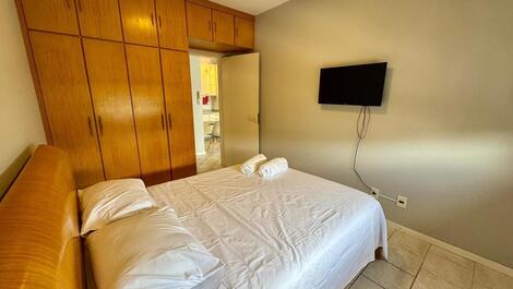 SEASONAL RENTAL: JURERÊ, 1 BEDROOM, 200 METERS FROM THE BEACH