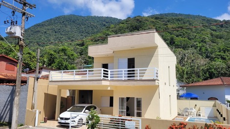 Adosado o Casa Baja a 220m de la playa de Lagoinha