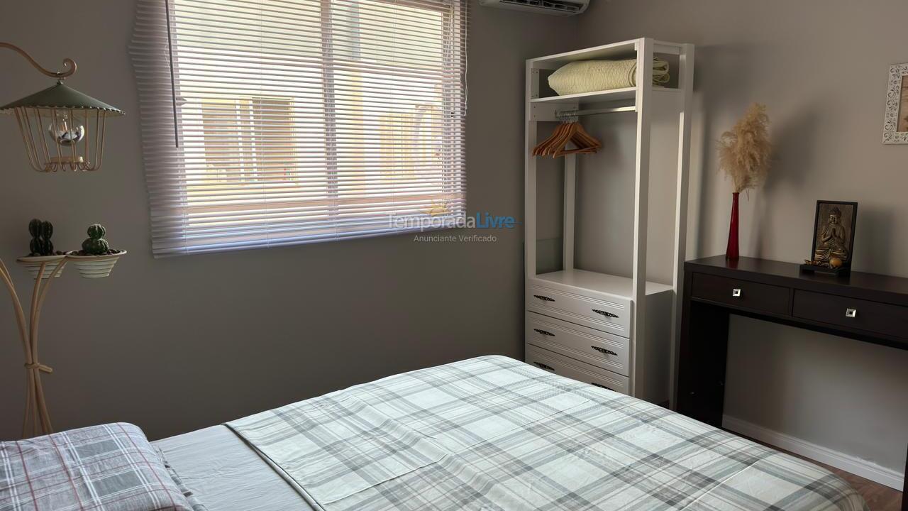 Apartment for vacation rental in Balneário Camboriú (Centro)
