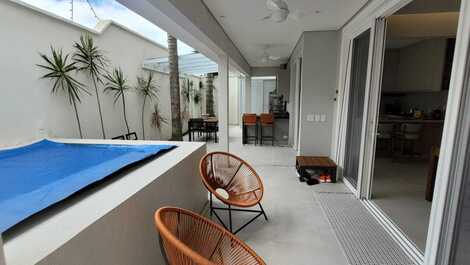 Wonderful house on Juquehy Beach