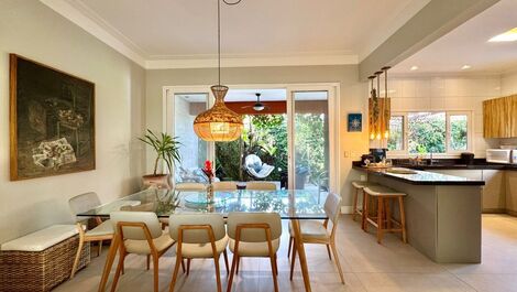 HIGH-END CONDOMINIUM JUQUEHY