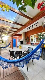 HIGH-END CONDOMINIUM JUQUEHY