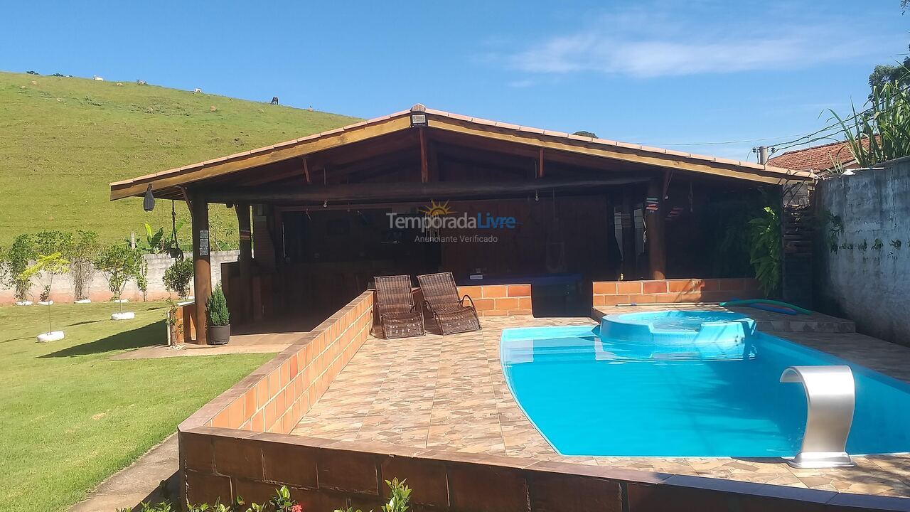 Chácara / sítio para aluguel de temporada em Socorro (Lavras de Baixo)