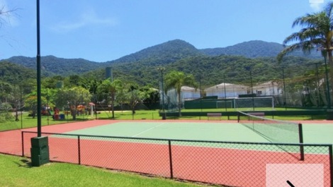 Quadra de tênis 2 dos fundos