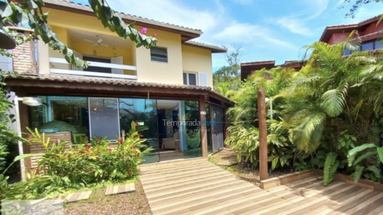 Casa para aluguel de temporada em São Sebastião (Maresias)