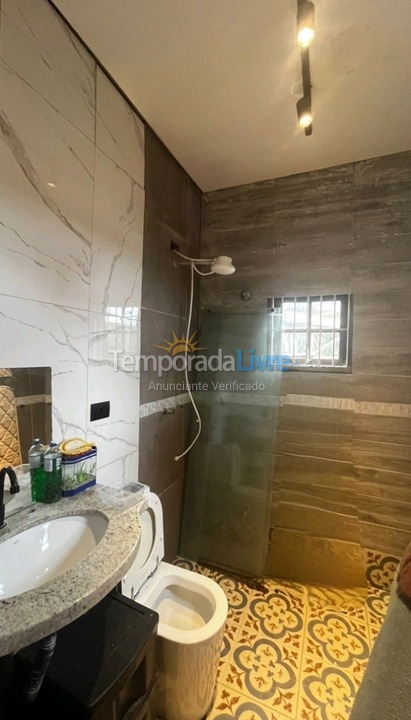 Casa para alquiler de vacaciones em Bertioga (Jardim Vicente de Carvalho)