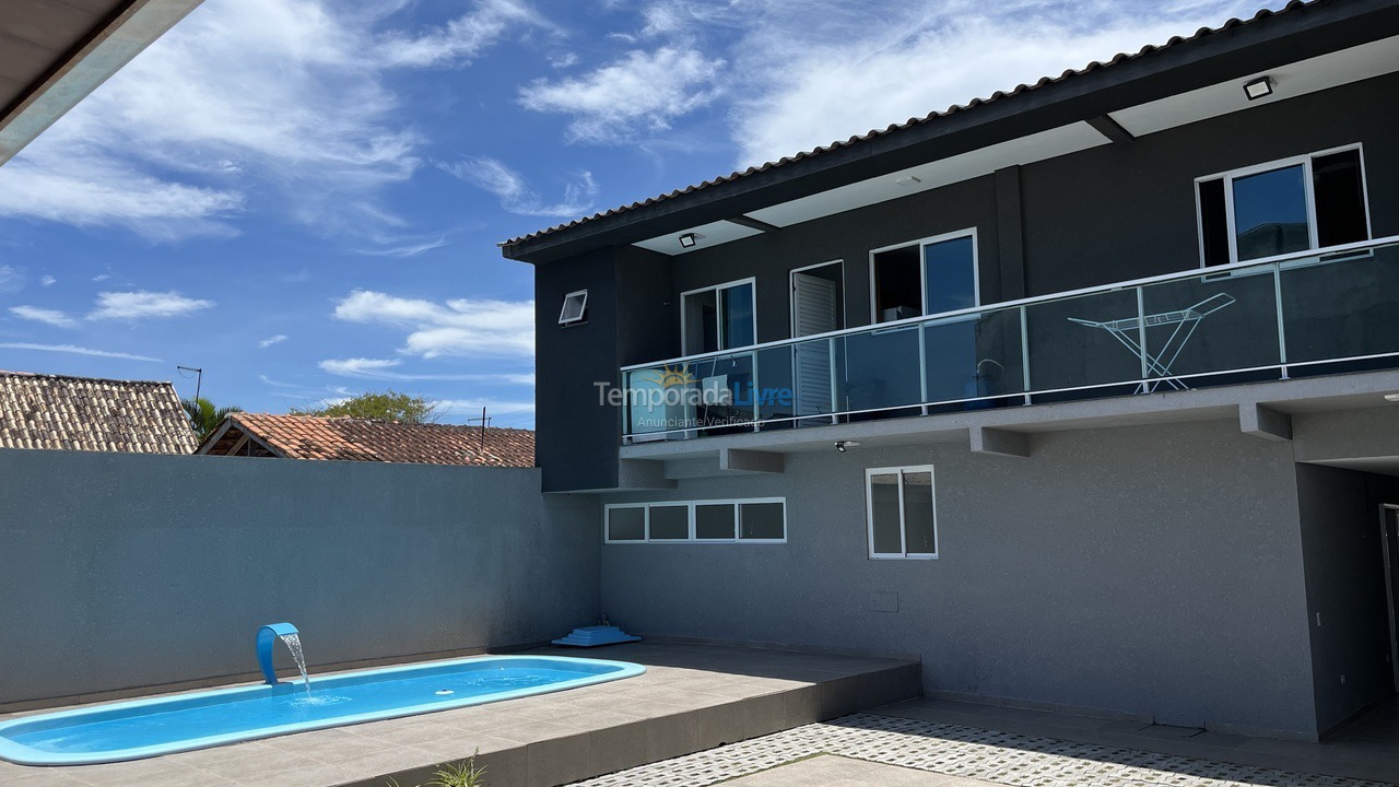 Casa para aluguel de temporada em Matinhos (Balneário Guacyara Costa Azul)