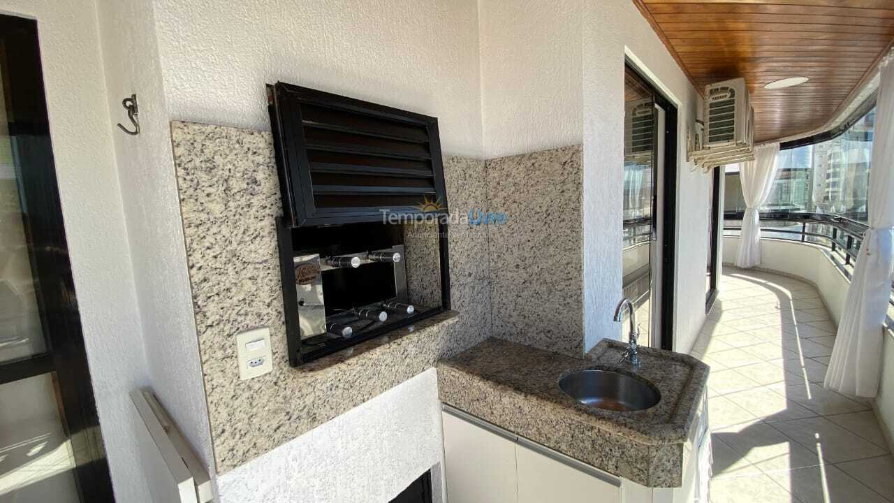 Apartamento para alquiler de vacaciones em Itapema (Meia Praia)