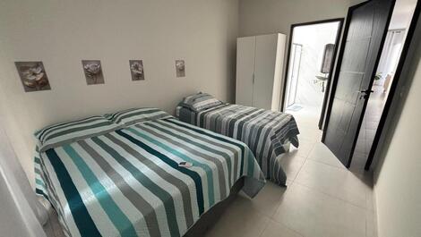 Casa Maravilhosa em Guaratuba, com piscina, suite e ar condicionado.