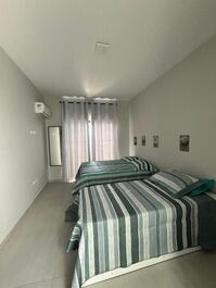 Casa Maravilhosa em Guaratuba, com piscina, suite e ar condicionado.