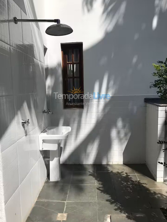 Casa para alquiler de vacaciones em São Sebastião (Boiçucanga)