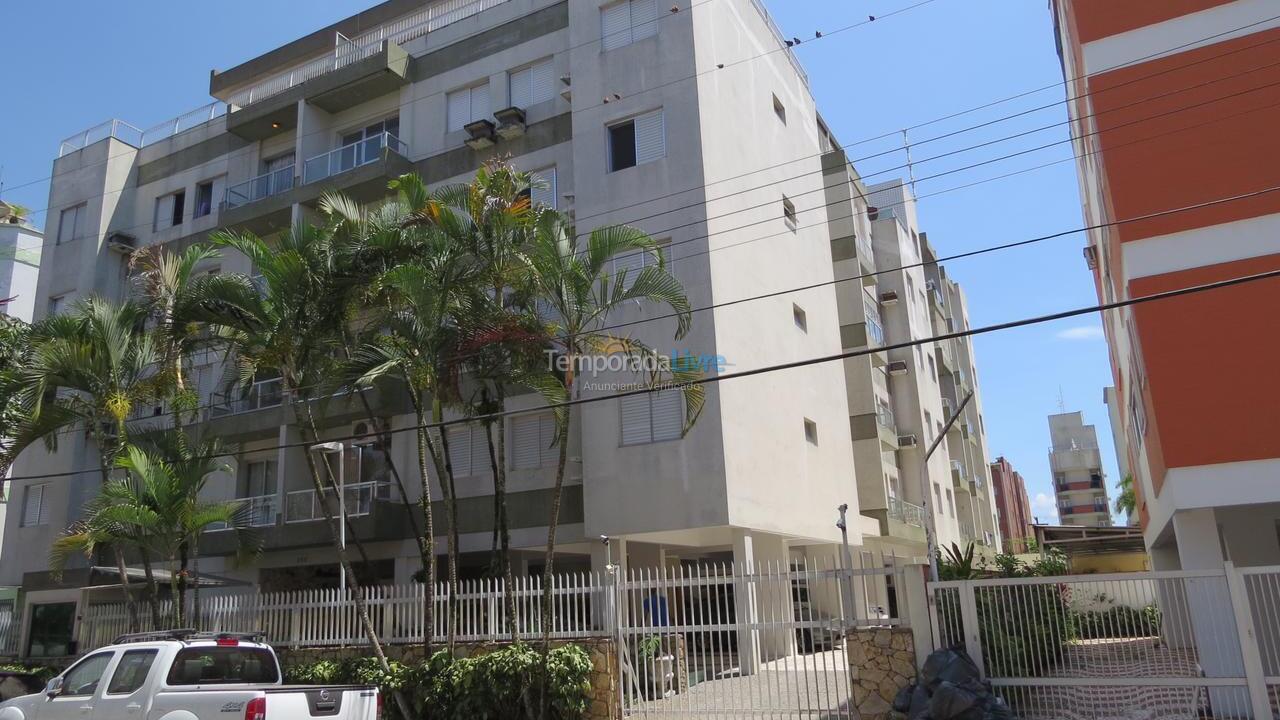 Apartamento para aluguel de temporada em Guarujá (Enseada)