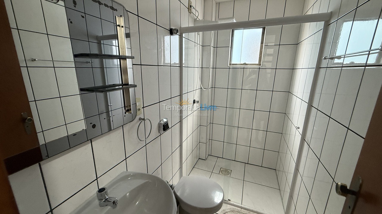 Apartamento para aluguel de temporada em Itapema (Meia Praia)