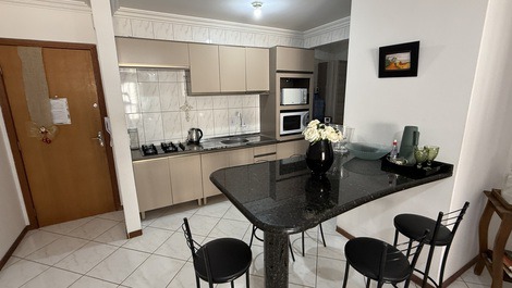 Apartment for up to 8 people, near the new pier, one block from the beach, 3 bedrooms.