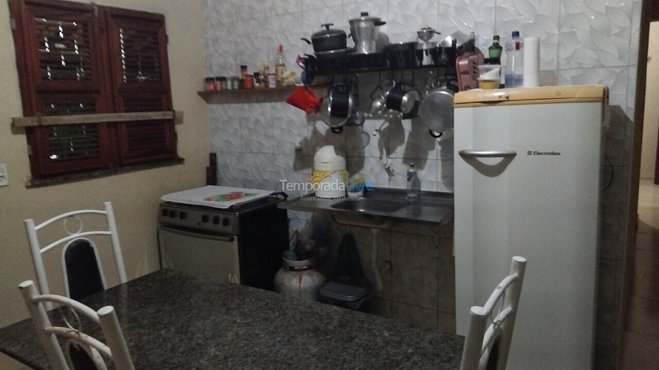 Casa para aluguel de temporada em Cascavel (águas Belas)