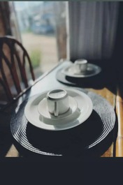 Suite con aire acondicionado y cocina.