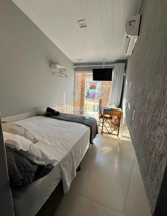 Casa para alquiler de vacaciones em São Pedro da Aldeia (Campo Redondo)