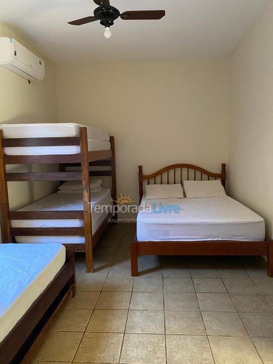 Casa para alquiler de vacaciones em São Sebastião (Barequeçaba)