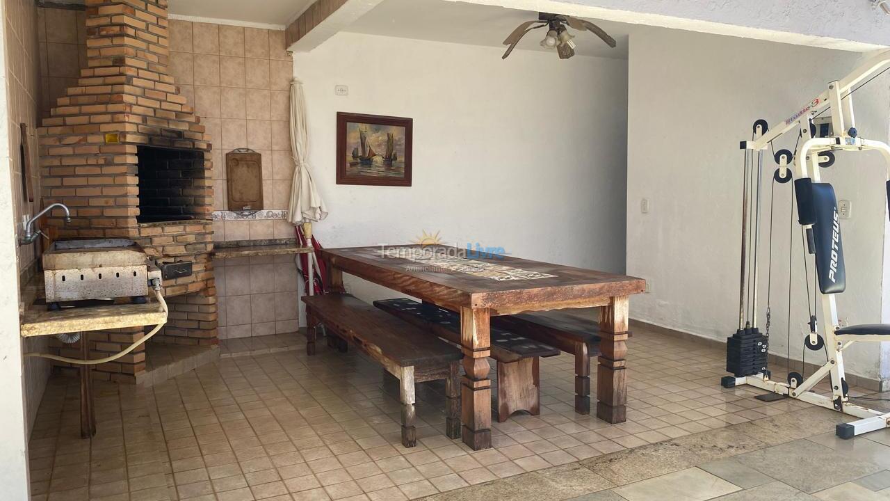 Casa para alquiler de vacaciones em São Sebastião (Barequeçaba)
