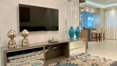 Lindo apto quadra mar