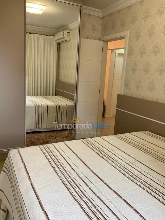 Apartamento para aluguel de temporada em Itapema (Meia Praia)