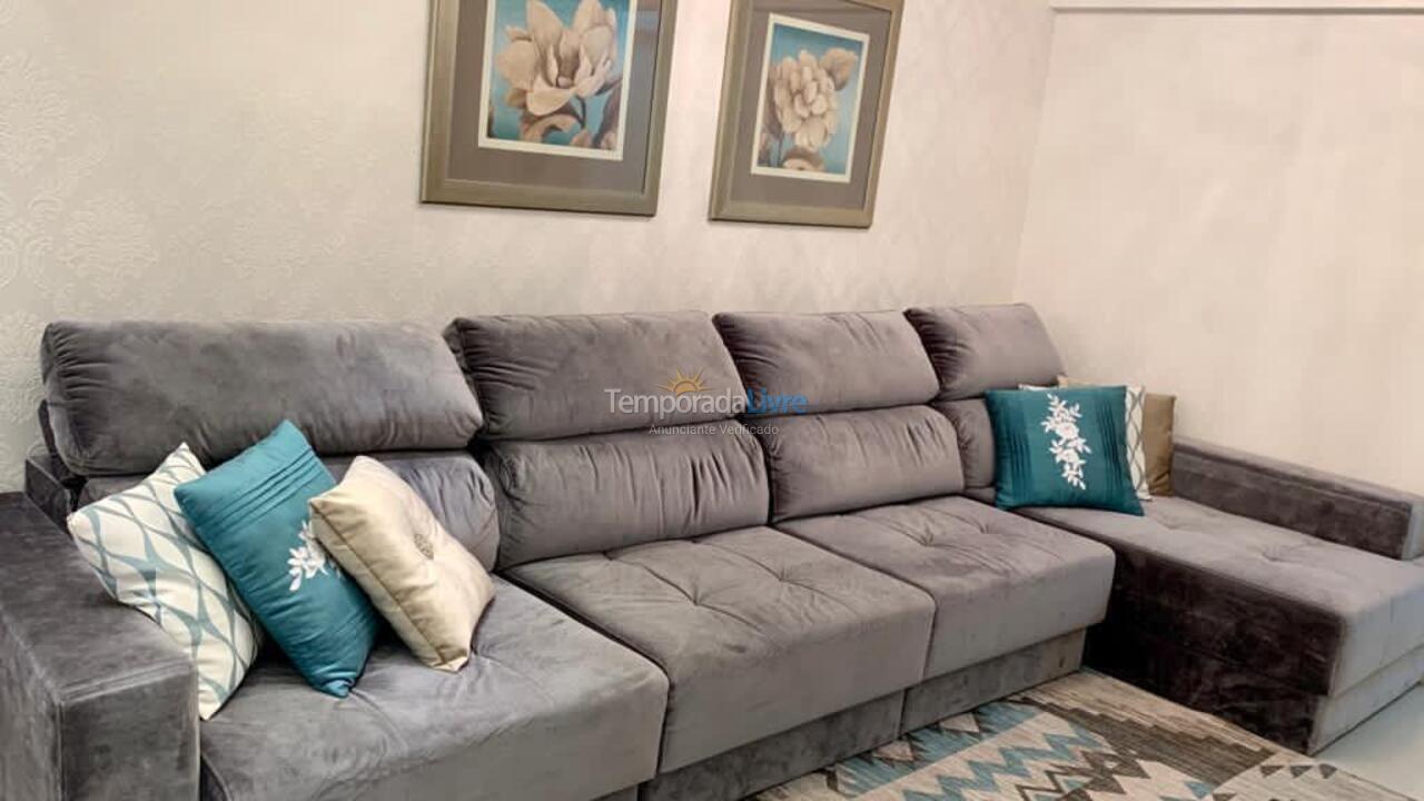 Apartamento para aluguel de temporada em Itapema (Meia Praia)