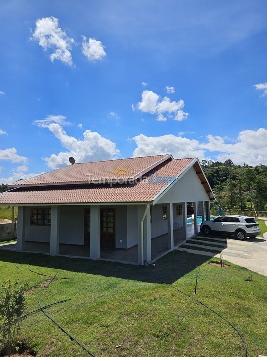 Granja para alquiler de vacaciones em Atibaia (Maracanã)