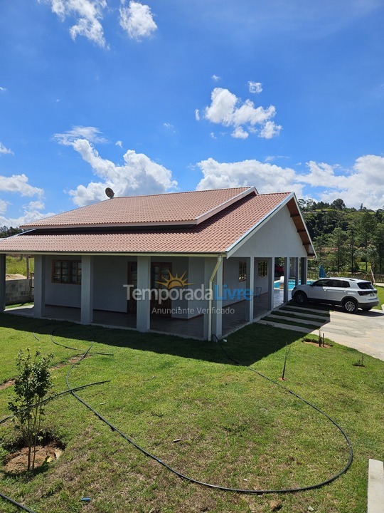 Granja para alquiler de vacaciones em Atibaia (Maracanã)