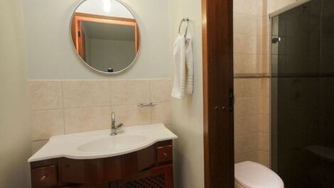 Apartamento con piscina entre Mariscal y Morrinhos – Capacidad para 4 personas