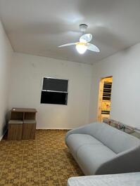 Apartment with 6 parking spaces, 2 minutes from Guilhermina Beach.