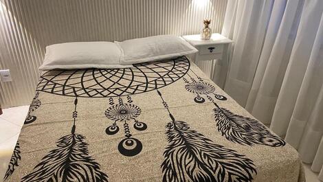 TRIPLEX - 03 APTS NA ENSEADA - 350M DO MAR (6, 6 e 8 PESSOAS)