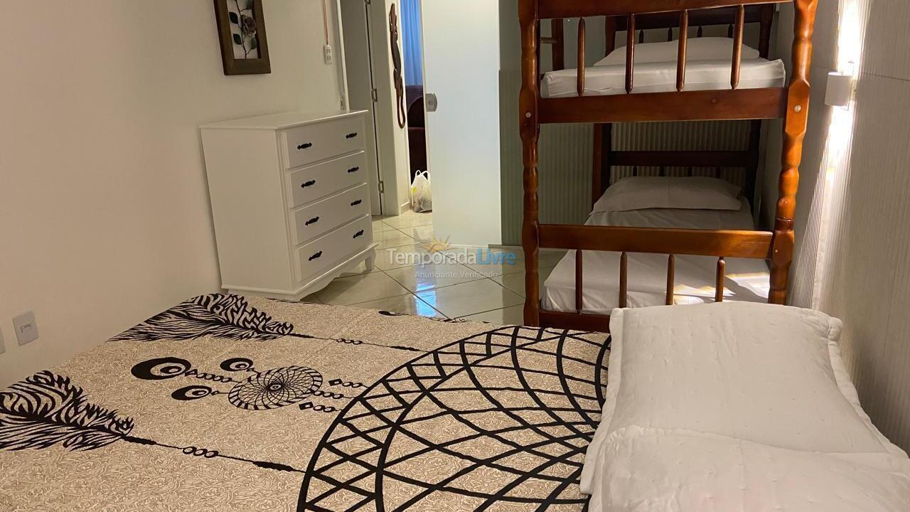 Casa para aluguel de temporada em São Francisco do Sul (Enseada)