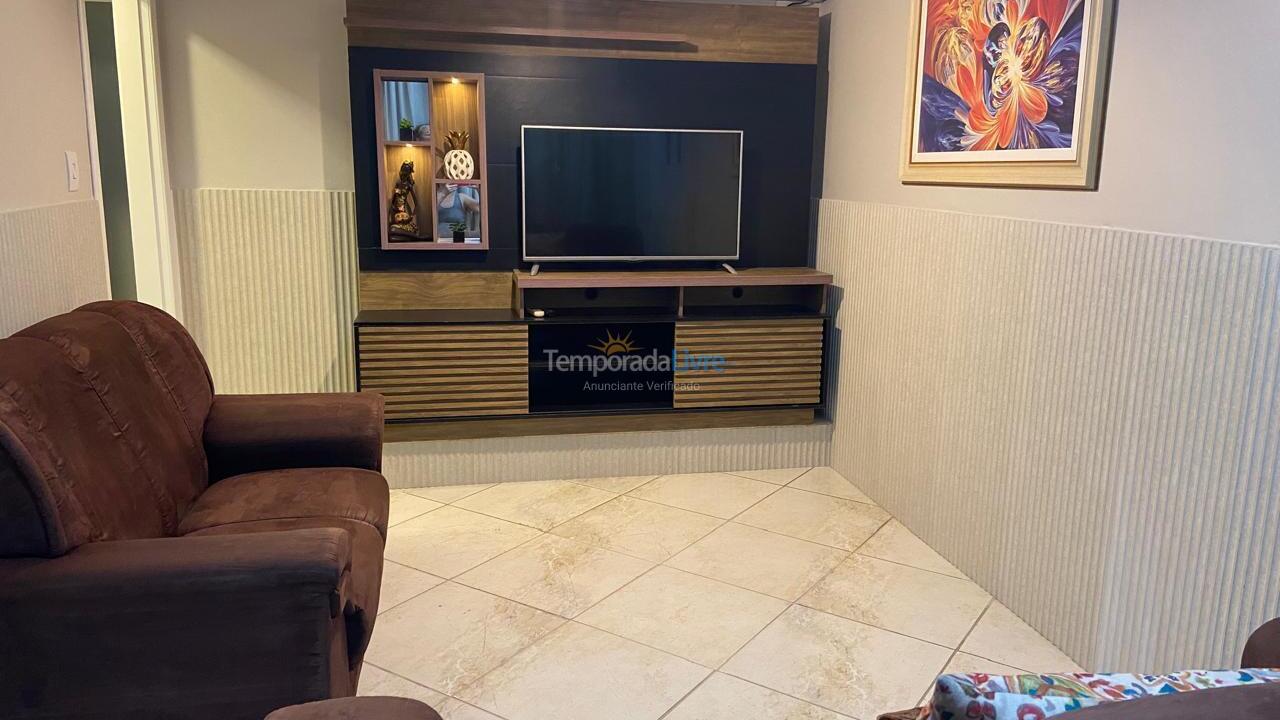 Casa para aluguel de temporada em São Francisco do Sul (Enseada)