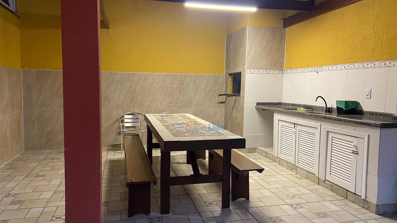 Casa para aluguel de temporada em São Francisco do Sul (Enseada)