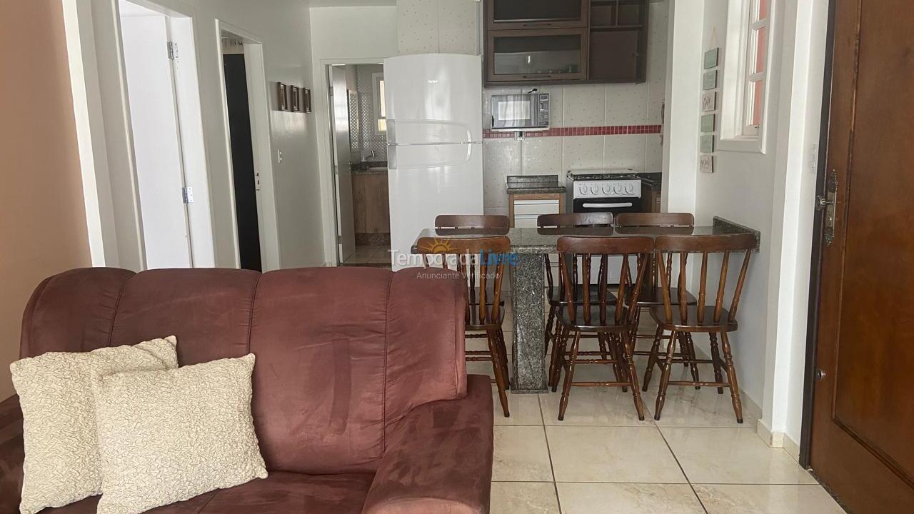 Casa para aluguel de temporada em São Francisco do Sul (Enseada)