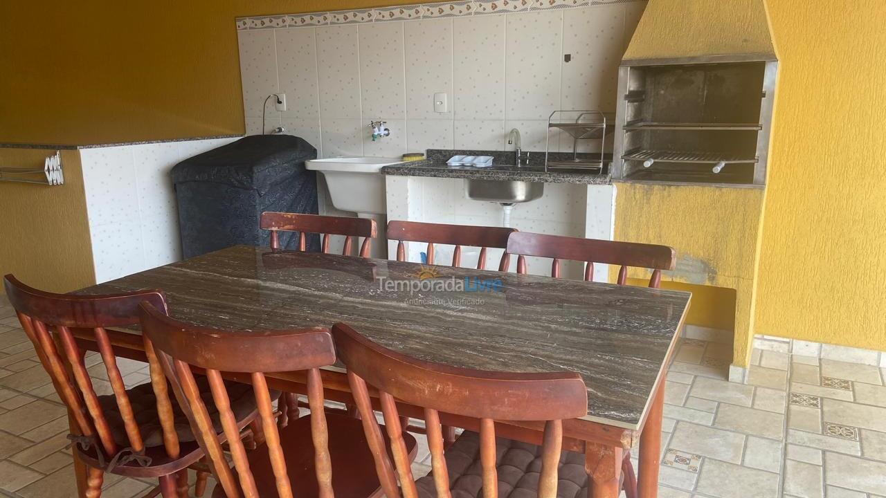 Casa para aluguel de temporada em São Francisco do Sul (Enseada)