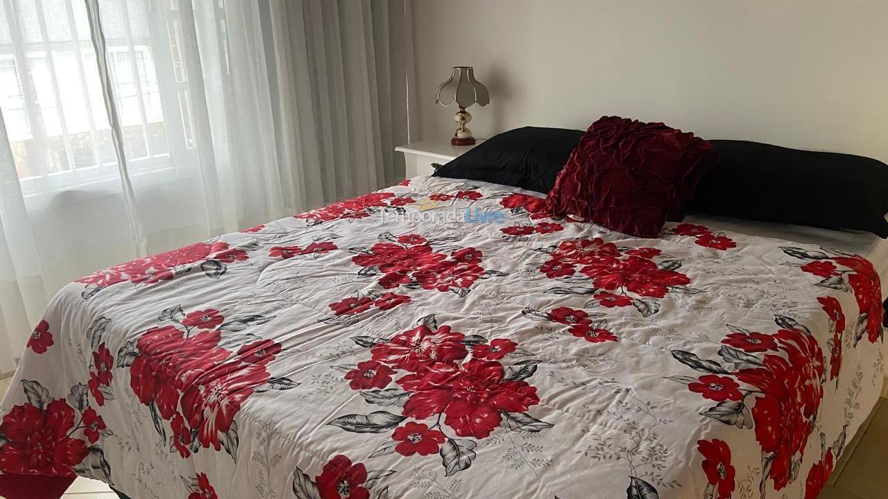 Casa para aluguel de temporada em São Francisco do Sul (Enseada)