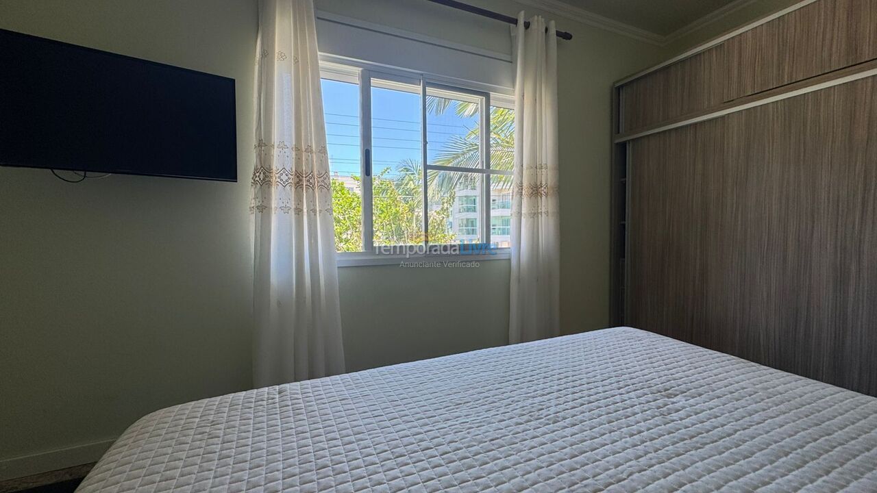 Casa para aluguel de temporada em Governador Celso Ramos (Praia de Palmas)