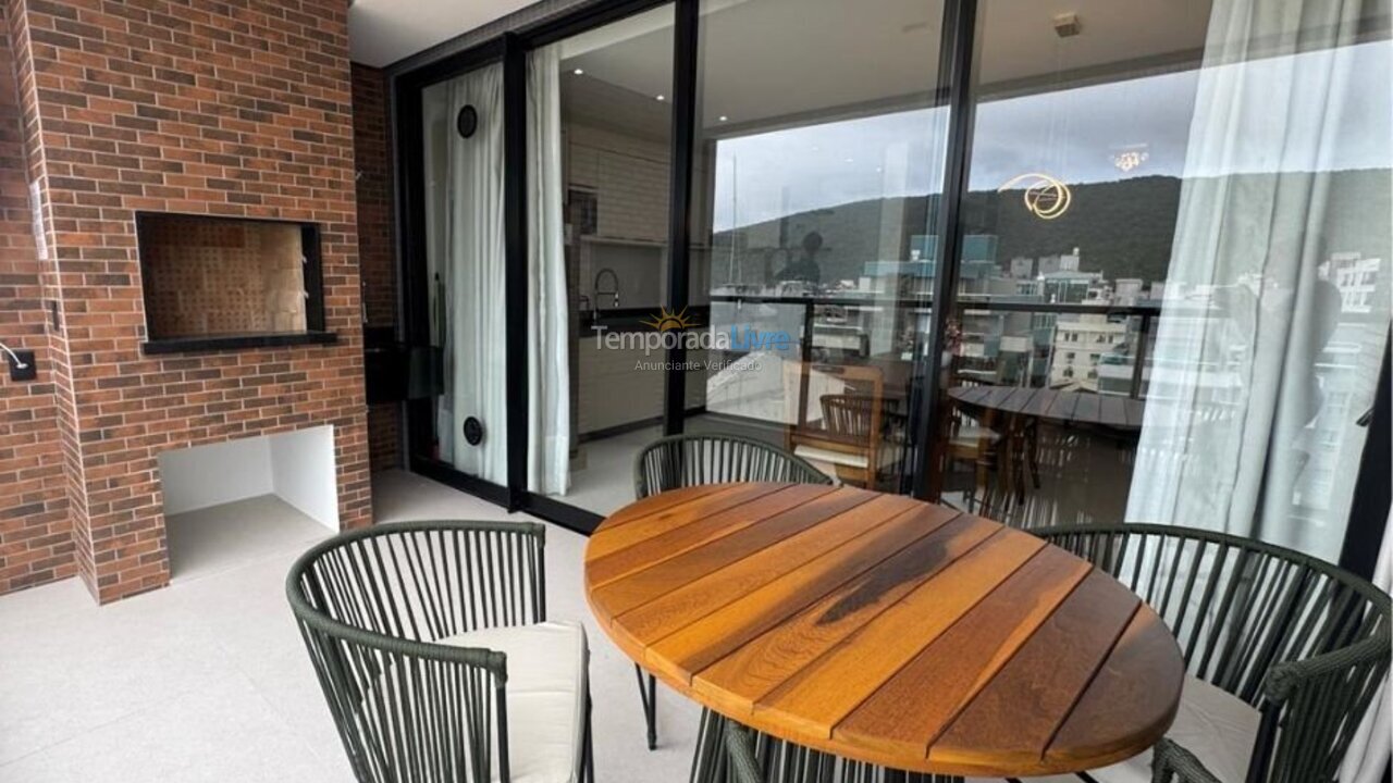 Ranch for vacation rental in Bombinhas (Praia de Bombas)